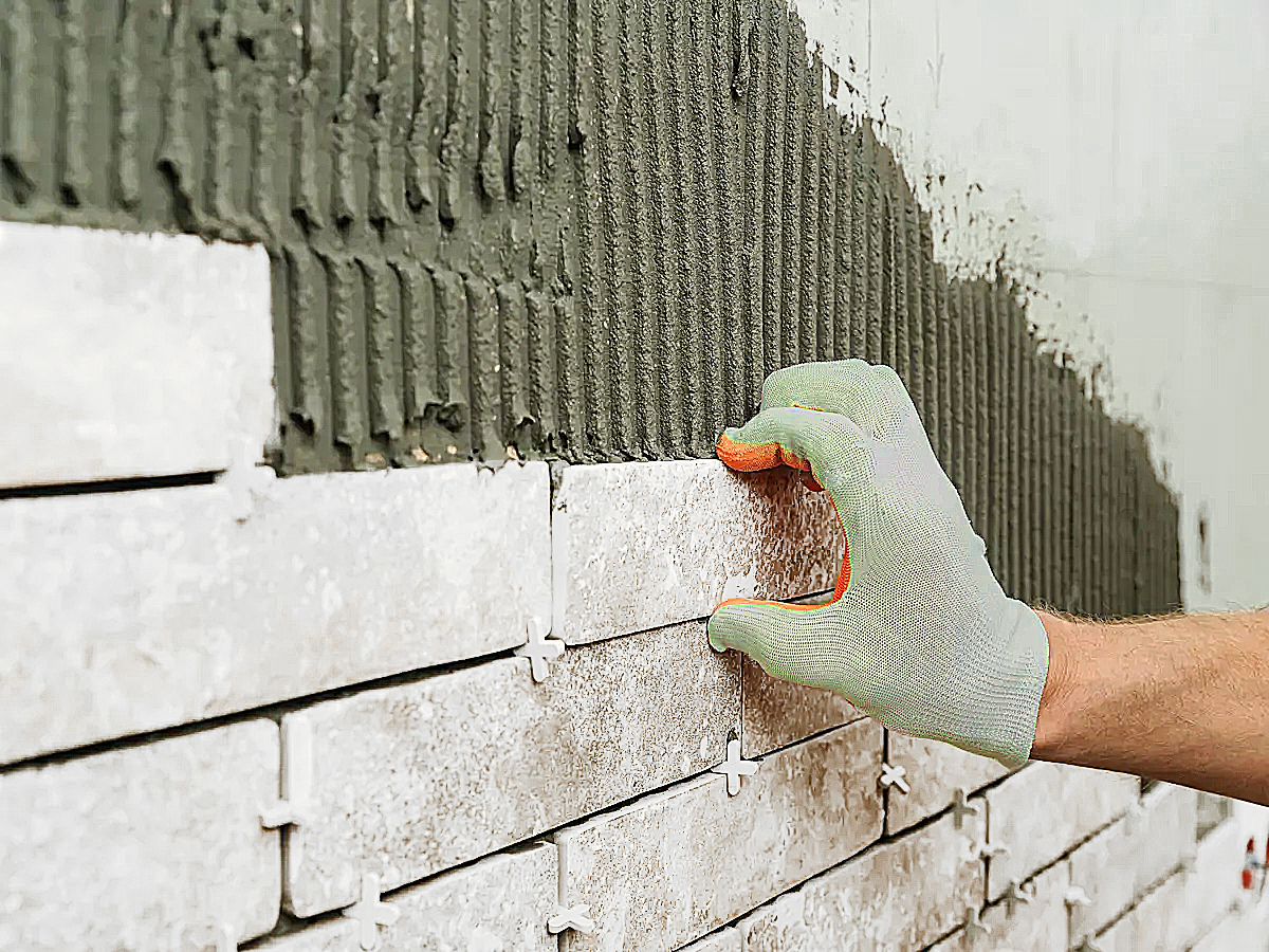 Отделка стен декоративным кирпичом